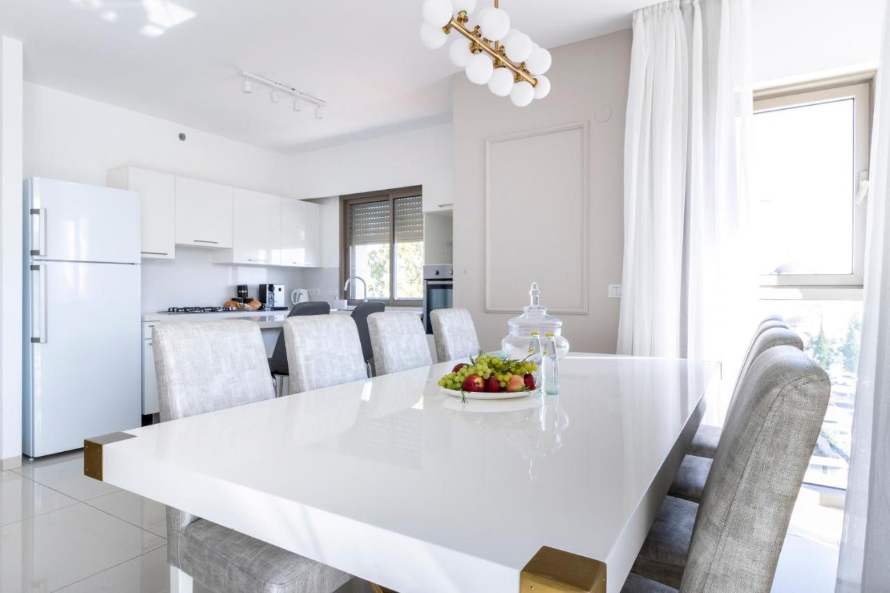Luxury Three-Bedroom/Terrace Over Old City View Jerusalem Eksteriør billede