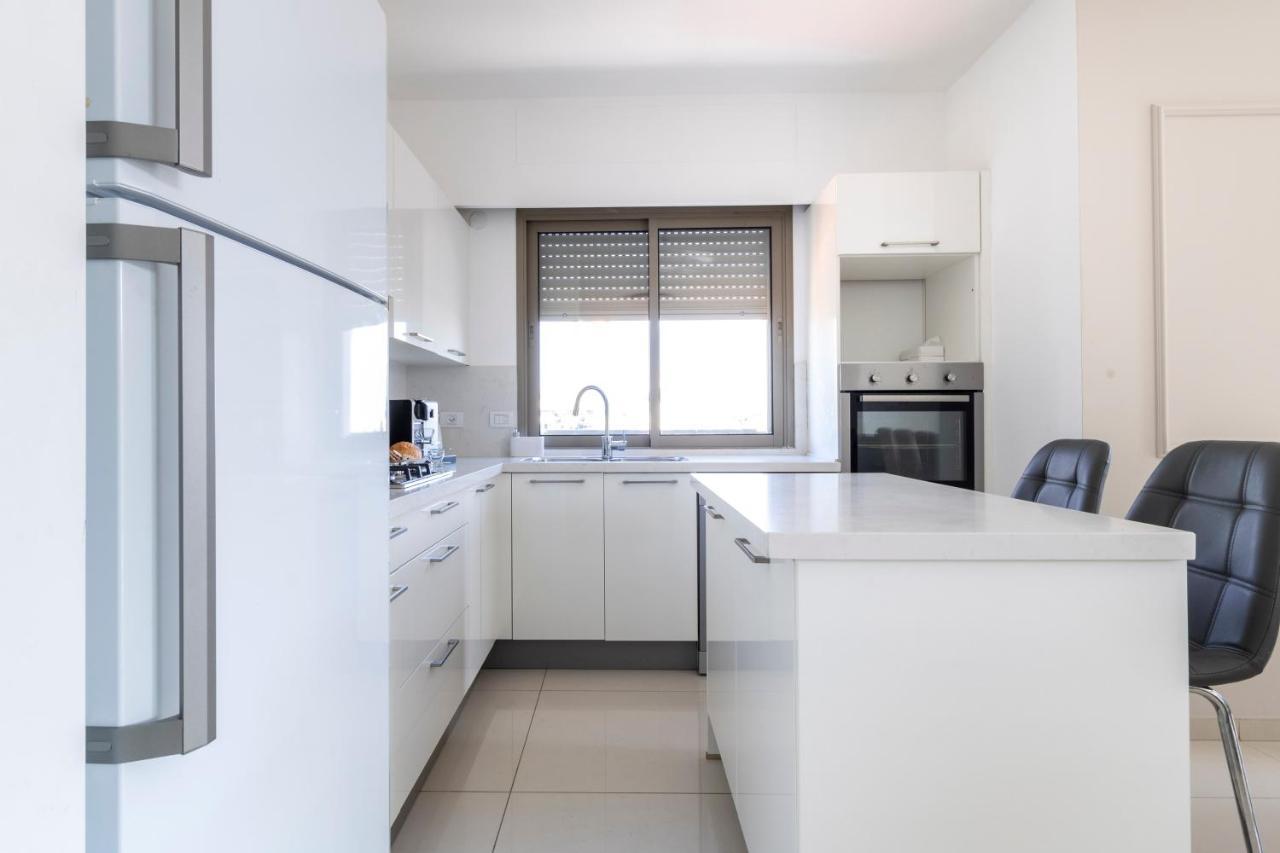 Luxury Three-Bedroom/Terrace Over Old City View Jerusalem Eksteriør billede