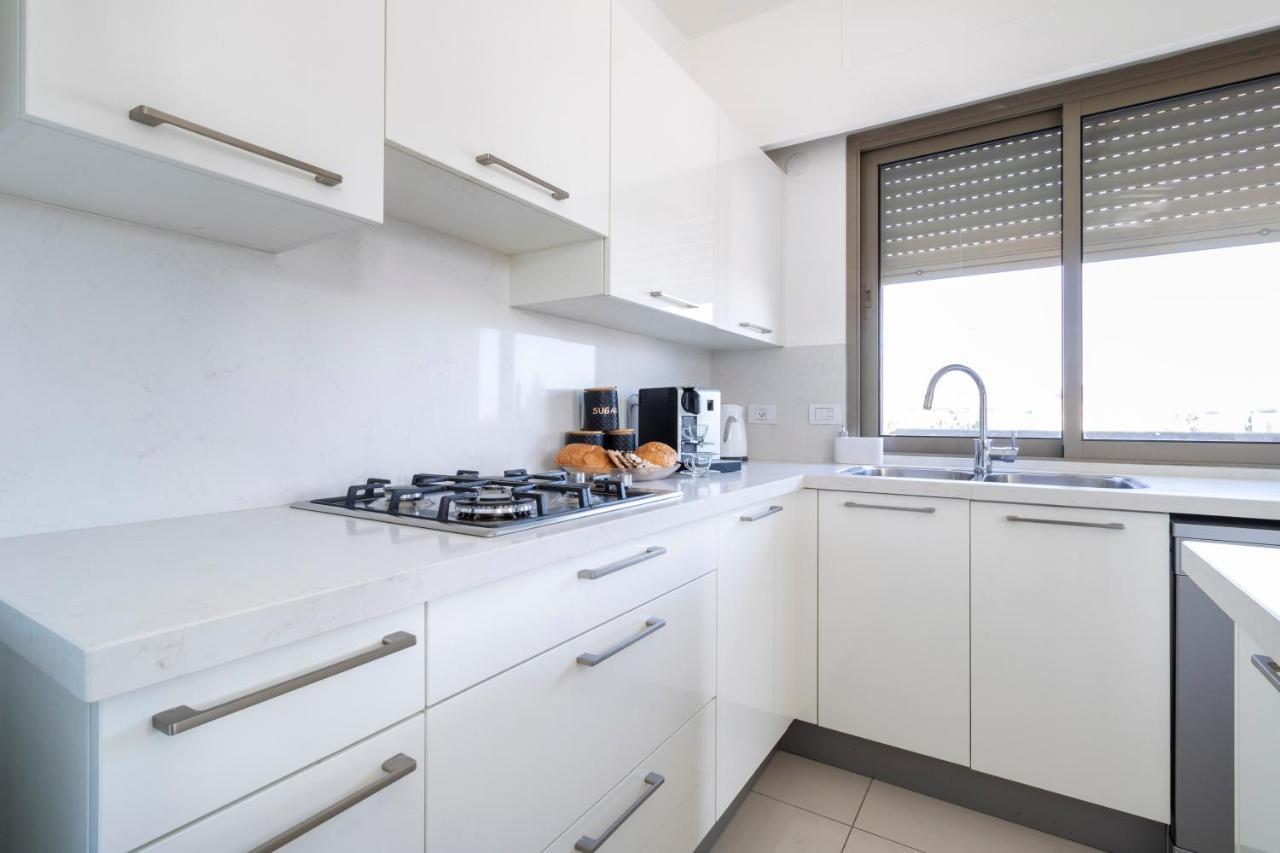 Luxury Three-Bedroom/Terrace Over Old City View Jerusalem Eksteriør billede